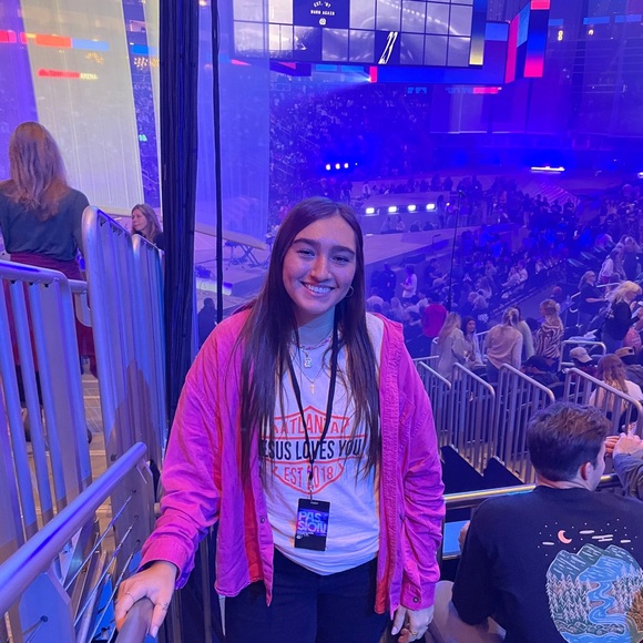 Meet your Posher, Autumn - Picture 9 of 16